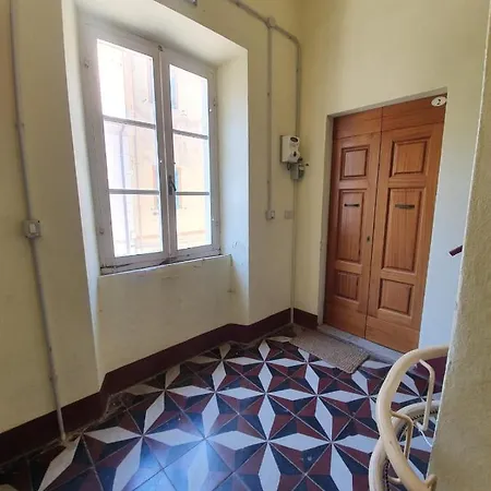 Trilocale Aragosta Apartment *